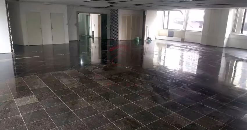 Aluga-se sala comercial 375 m2 com gerador na área privativa e comum - berrini