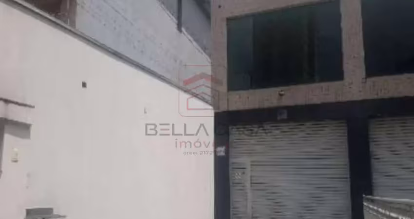 Loja para locação com 140m² ,70m² no térreo, mais o mezanino de 50m² novo 4 banheiros e 2 vagas