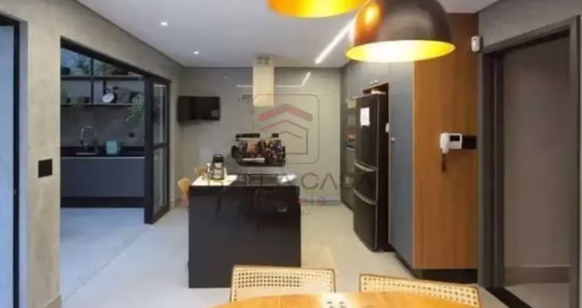 Casa com 4 quartos à venda na Rua Pedro Nolasco da Cunha, 450, Jardim Avelino, São Paulo