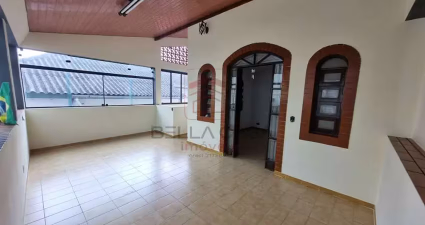 Prédios comerciais e 4 banheiros para alugar em parque da mooca