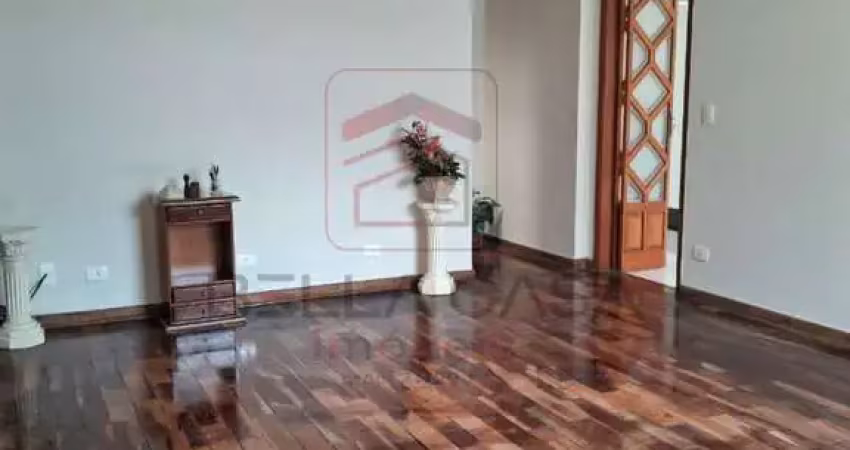 Casa com 3 quartos à venda na Rua Málaga, 468, Vila Ema, São Paulo