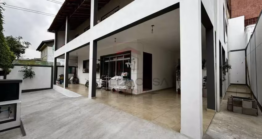 Casa com 5 quartos à venda na Rua São Pedro do Piauí, 187, São Lucas, São Paulo