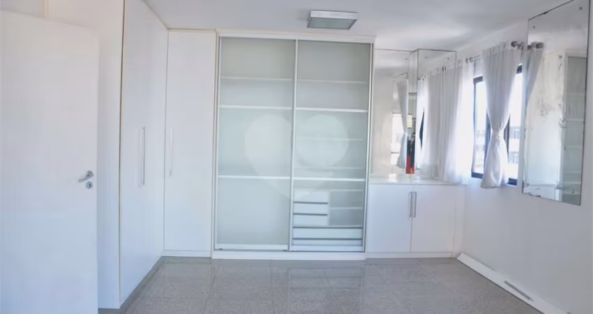 Apartamento com 3 quartos à venda em Ponta Verde - AL