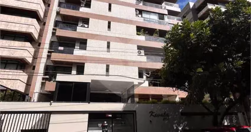 Apartamento com 3 quartos à venda em ponta verde - al