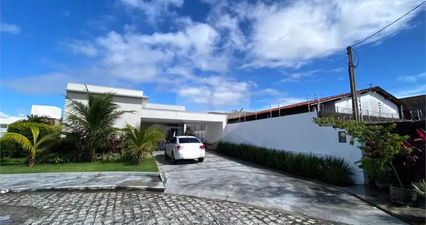 Casa em condomínio fechado com 4 quartos à venda na Rodovia Al 101, Centro, Paripueira