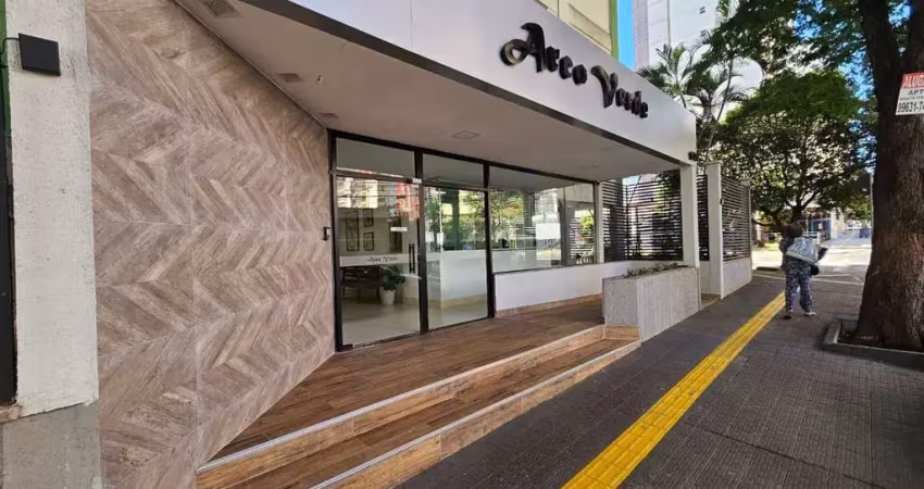 Apartamento com 3 quartos para alugar na Rua Ruy Brasil Cavalcante, 131, Setor Oeste, Goiânia