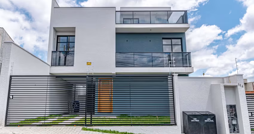 Sobrado triplex no atuba – espaço, modernidade e praticidade para o seu dia a dia