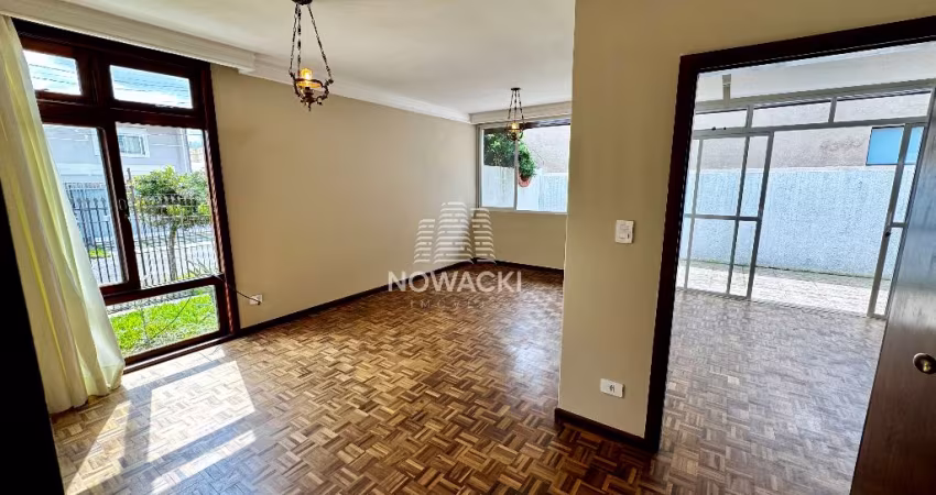 CASA TÉRREA COM 3 QUARTOS, 4 BANHEIROS E 177m² NO VILA IZABEL