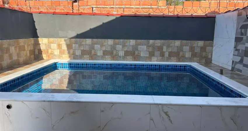 Casa com 2 quartos à venda na Rua Maria Albertina, 1092, 1092, Jardim Aguapeú, Itanhaém