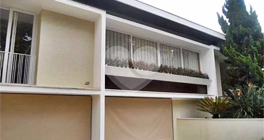 Condomínio com 4 quartos à venda em Santana - SP