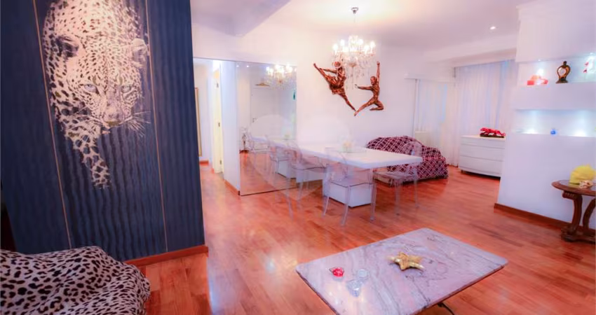 Apartamento com 3 quartos à venda em Bela Vista - SP