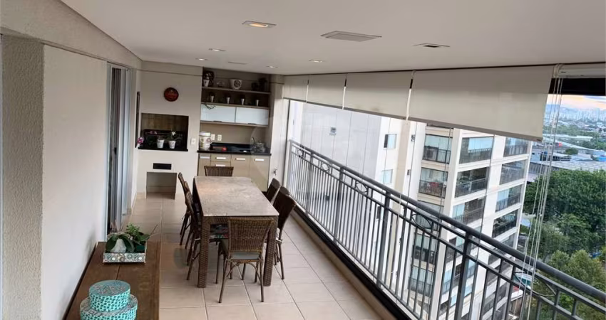 Apartamento com 3 quartos à venda em Tatuapé - SP
