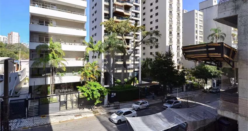 Apartamento com 3 quartos à venda em Consolação - SP