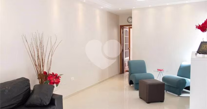 Casa com 3 quartos à venda em Conjunto Residencial Santa Terezinha - SP