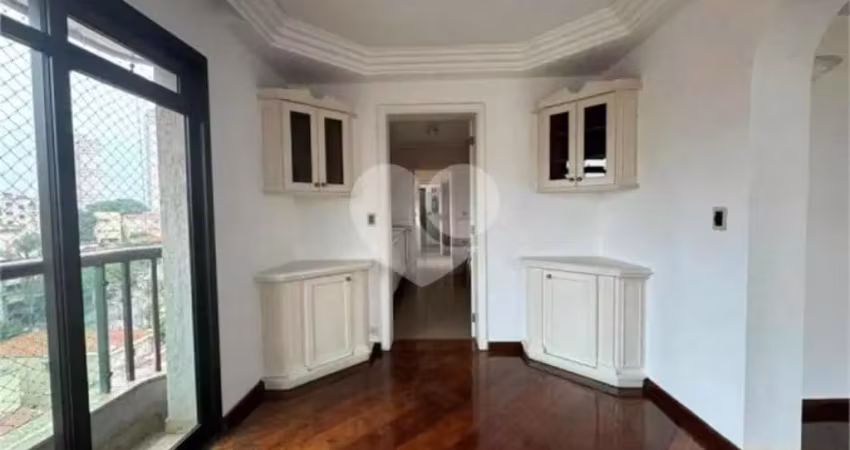 Apartamento com 3 quartos à venda ou para locação em Santana - SP