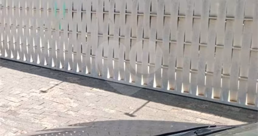 Casa térrea com 3 quartos para locação em Vila Diva (zona Norte) - SP