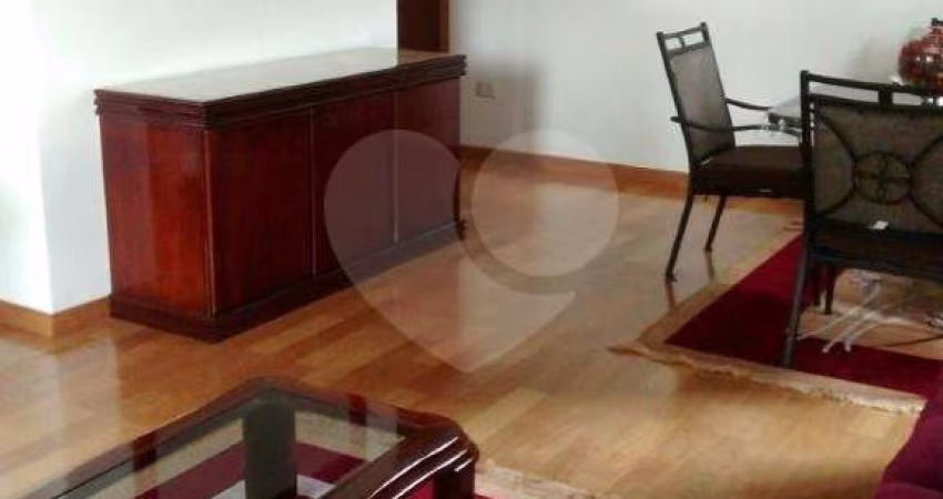 Apartamento com 4 quartos à venda ou para locação em Santana - SP