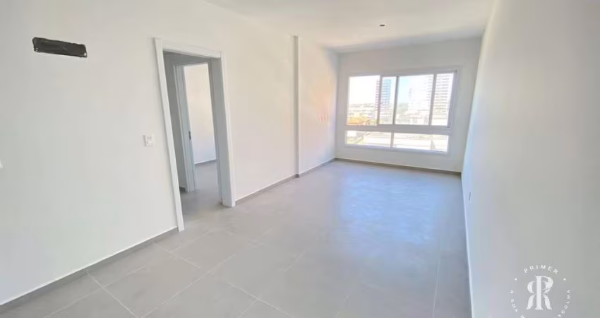 Excelente Apartamento com 2 Dormitórios bem próximo a beira mar em Tramandaí/RS