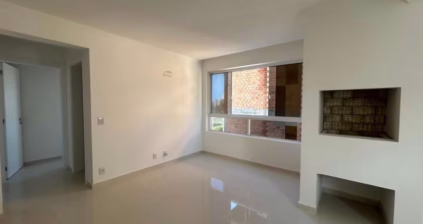 Apartamento 2 Dormitórios  ao lado da Av. da Igreja em Tramandaí RS