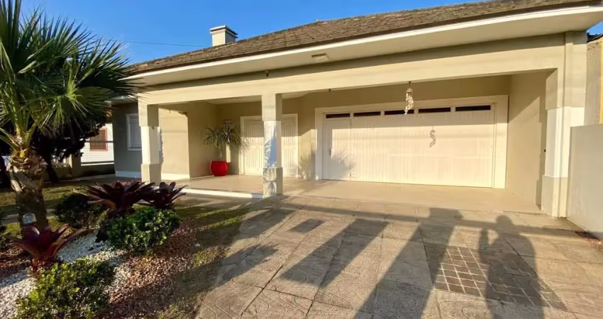 Excelente casa próximo ao mar com  3 dormitórios em nova tramandaí