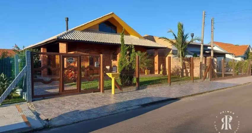 Casa com 3 quartos à venda na Avenida Caldas Júnior, 2591, Centro, Tramandaí
