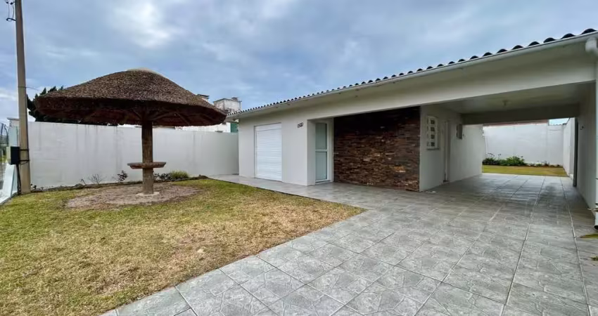 Casa com 3 quartos à venda na Rua 03 de Outubro, 3211, Zona Nova, Tramandaí