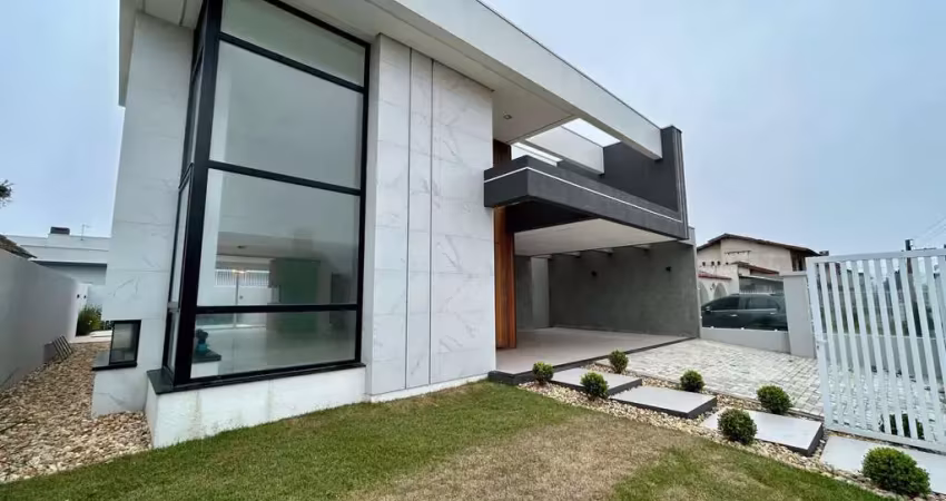 Casa alto padrão 04 Dormitórios no centro de Imbé RS