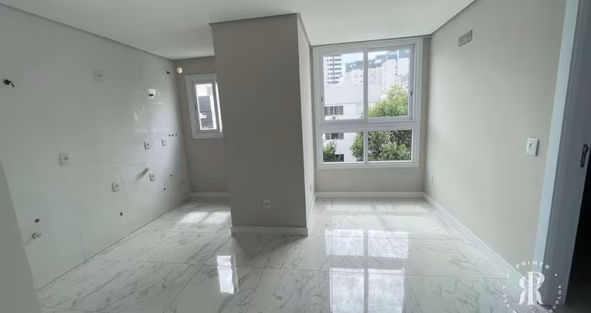 Apartamento um dormitório no centro de Tramandaí/RS.
