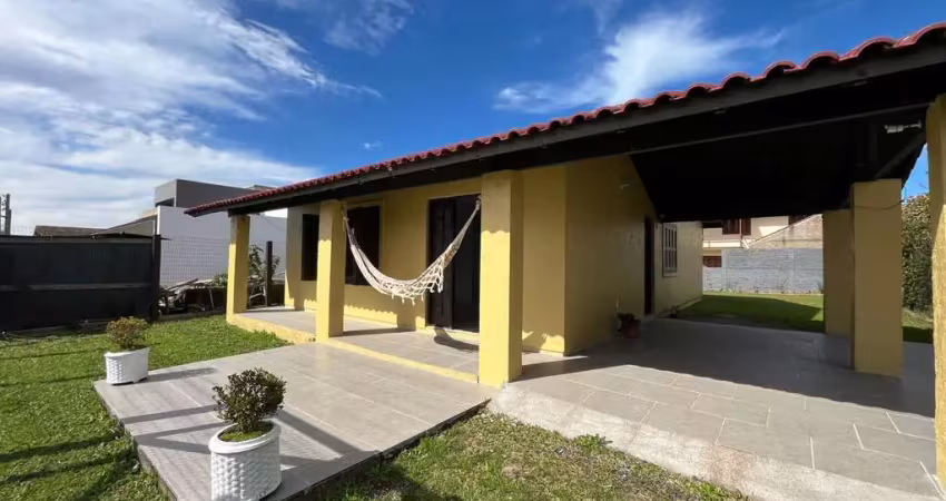 Casa com 3 quartos à venda na Esteio, 2095, Centro, Imbé