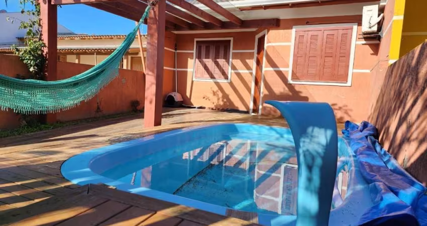 Geminado com piscina a venda em Nova Tramandaí