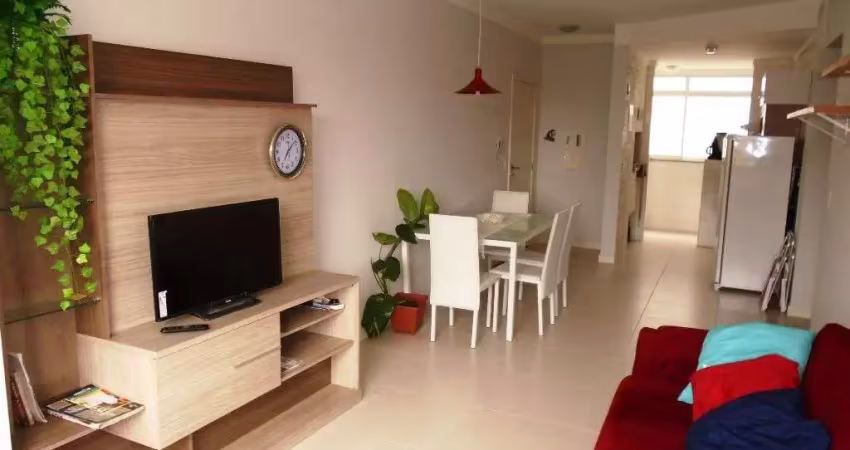 Apartamento 2 dormitórios entre o centro e o mar em tramandaí