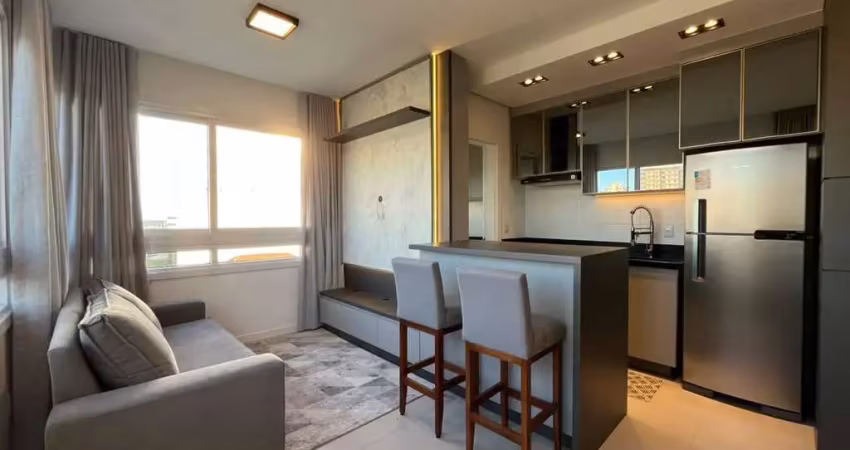 Excelente apartamento de 2 dormitórios mobiliado, no centro de tramandaí.