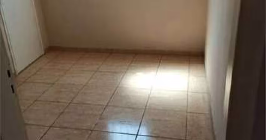 2 APARTAMENTOS POR ANDAR