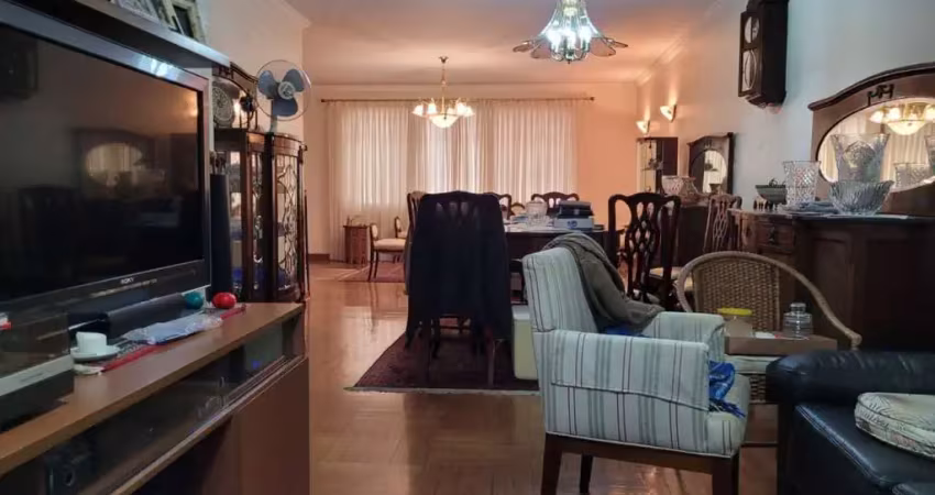 Casa com 31 quartos à venda na Avenida Moaci, --, Planalto Paulista, São Paulo