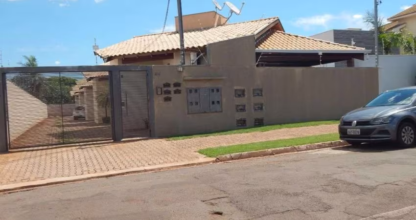 Casa em condomínio Vila Planalto