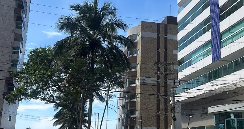 Lindo apt c 4 suite frente ao mar c piscina e