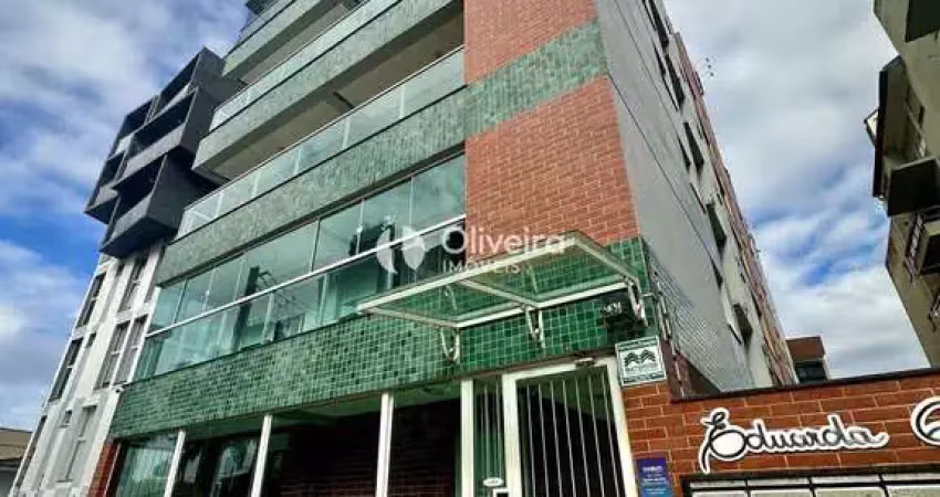 Cobertura alto padrão em região nobre e com 03 vagas de garagem à venda!!