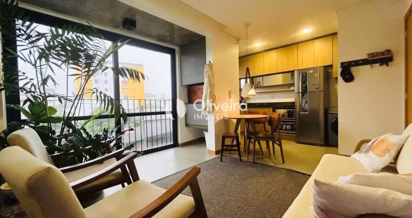 Apartamento à venda com 01 quarto, semimobiliado e 01 vaga em camobi!!