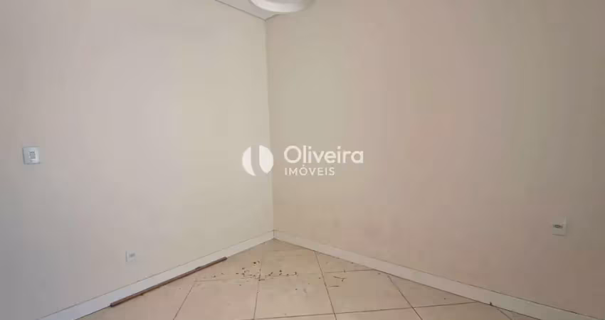 Apartamento para locação no centro de santa maria com varanda.