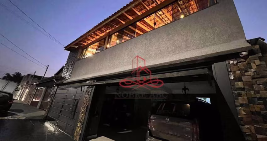 Sobrado com 3 dormitórios à venda, 217 m² por R$ 1.060.000,00 - Jardim do Estádio - Santo André/SP
