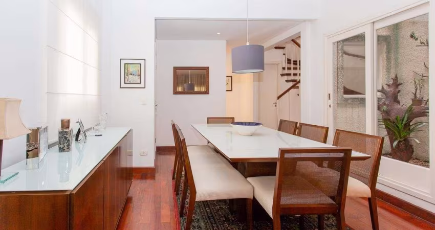 Casa de Condomínio fechado no Morumbi!