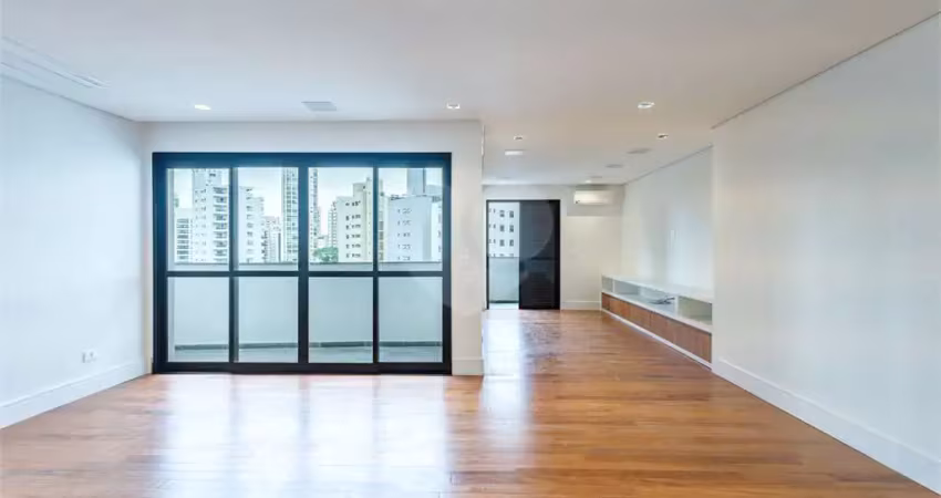 Apartamento com 4 dormitórios, 2 suites, moema indíos