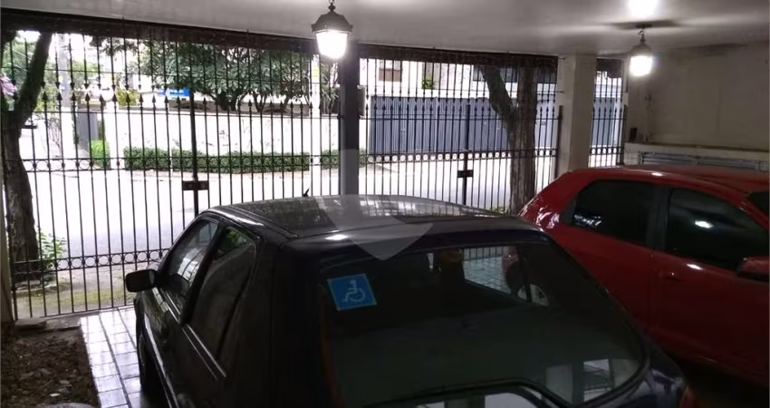 SOBRADO EM MOEMA, 4 DORMITORIOS, 3 VAGAS DE GARAGEM!!