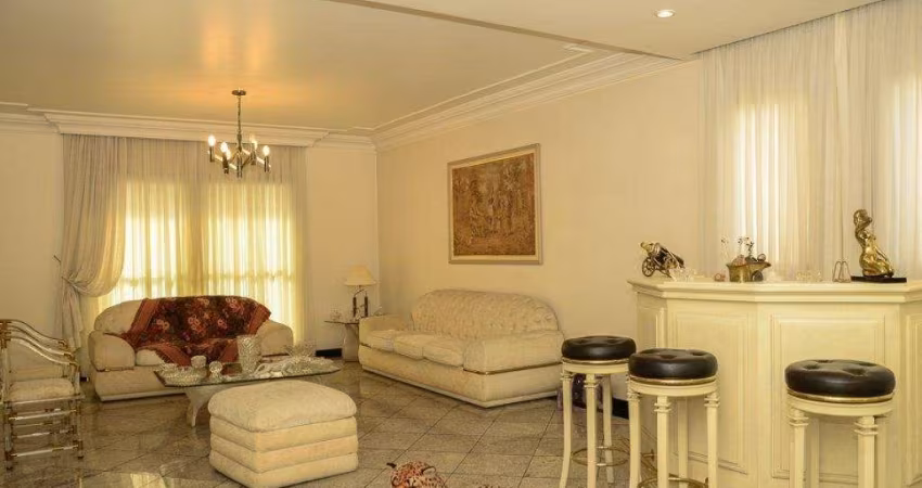 3 suites - 4 vagas - Moema - Fora da Rota