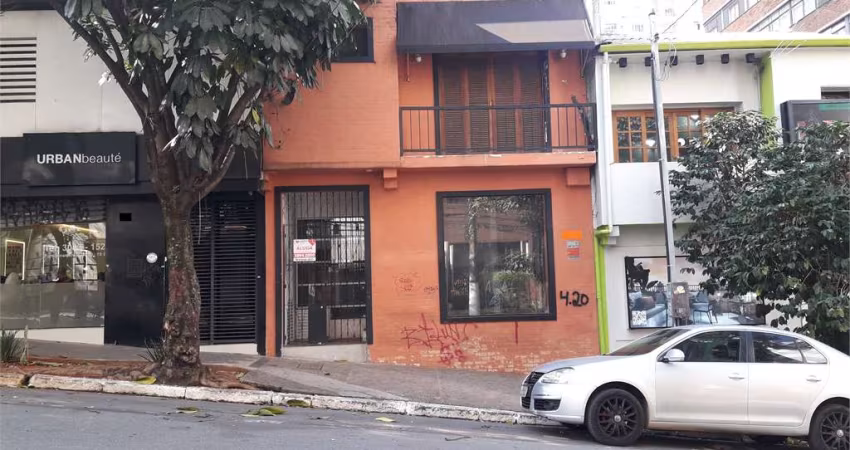 Sobrado Comercial. Bem localizado nos Jardins. Excelente Ponto Comercial. Melhor Preço da Região!