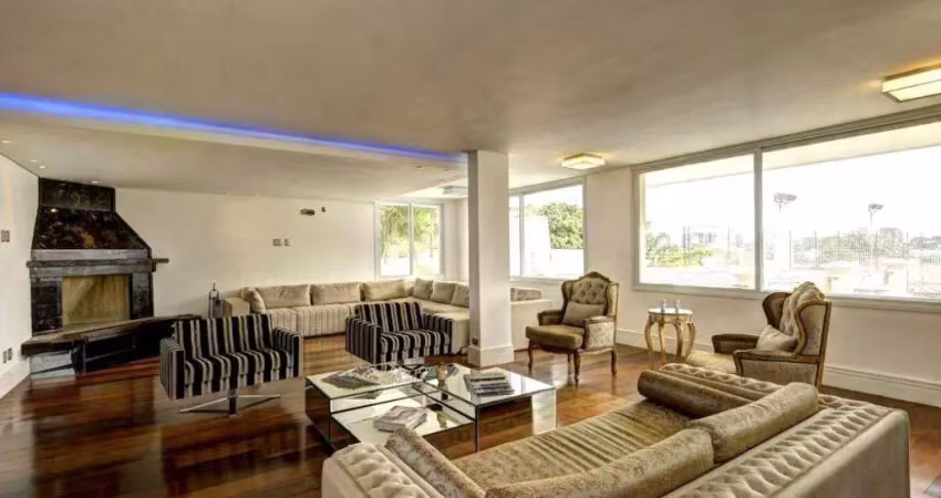 Casa à venda de 1200 m² no morumbi com 7 quartos, 5 suites e 10 vagas.