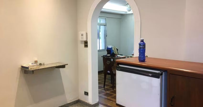 Excelente Sobrado na Vila Mariana, ótima localização com valor agregado.