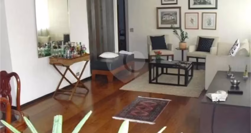 Apartamento com 4 quartos à venda na Rua Morais de Barros, --, Campo Belo, São Paulo