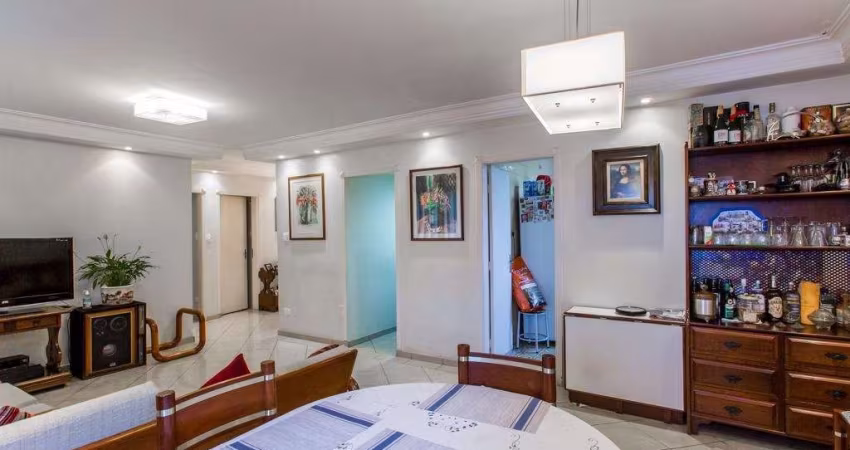 APARTAMENTO NA VILA MARIANA COM 3 DORMITÓRIOS E SUTE. 2 VAGAS DE GARAGEM.
