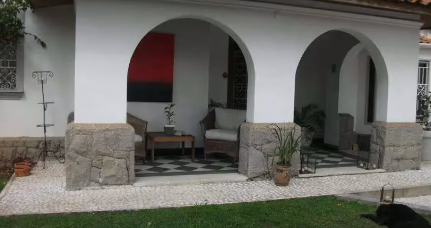Casa com 3 quartos à venda na Rua Bauru, --, Pacaembu, São Paulo